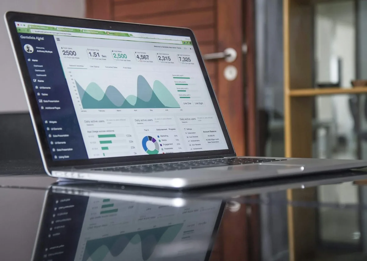 Thiết kế website doanh nghiệp nhỏ xong, 30 ngày đầu cần làm gì để có khách? 6 việc nên làm ngay
