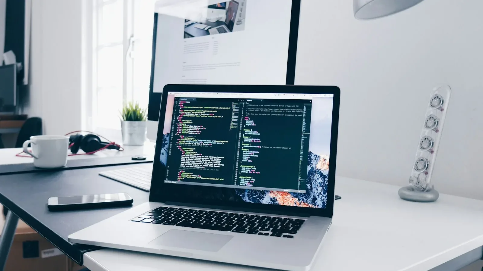 Thiết kế website giá rẻ: Gói rẻ cắt bớt gì, khi nào nên chọn gói đắt hơn?